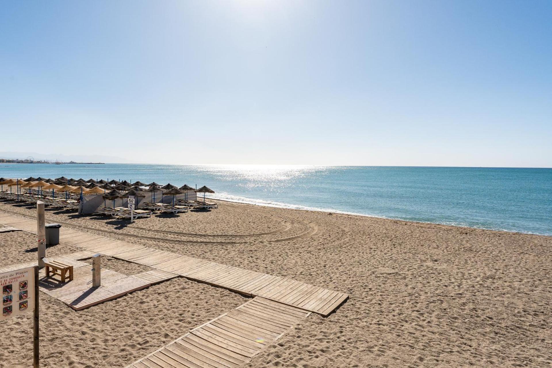 Malagasuite New Aloha Playa Benalmádena Dış mekan fotoğraf